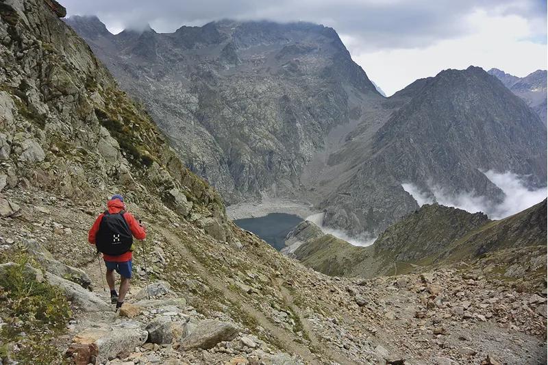 Cicerone Press Fastpacking in Blue-7